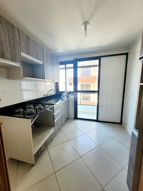 Foto 2 de Apartamento com 2 quartos à venda, 97m2 em Nossa Senhora das Dores, Santa Maria - RS