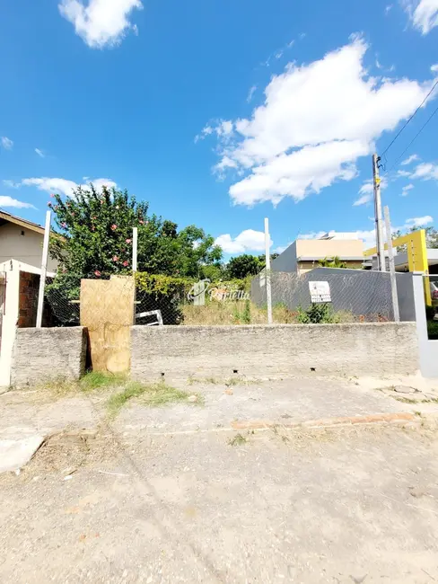 Foto 1 de Terreno / Lote à venda, 297m2 em Santa Maria - RS
