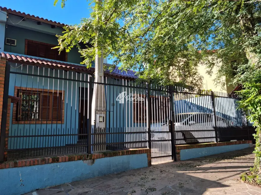 Foto 2 de Casa com 3 quartos à venda, 300m2 em Camobi, Santa Maria - RS