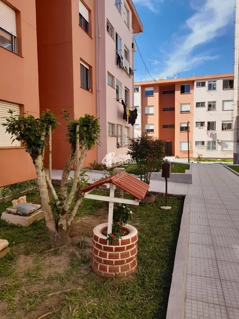 Foto 2 de Apartamento com 2 quartos à venda, 54m2 em Nonoai, Santa Maria - RS