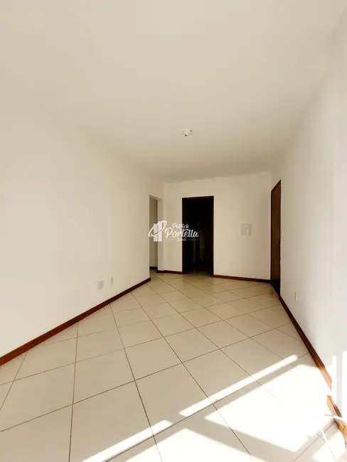 Foto 3 de Apartamento com 1 quarto para alugar, 36m2 em Centro, Santa Maria - RS