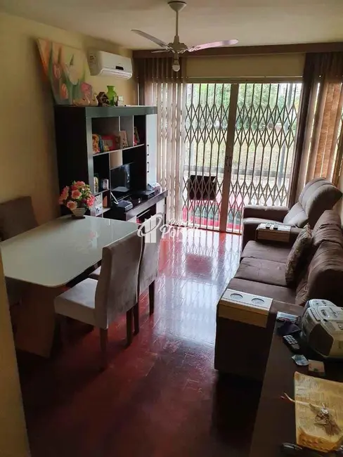 Foto 2 de Apartamento com 3 quartos à venda, 77m2 em Nossa Senhora de Lourdes, Santa Maria - RS