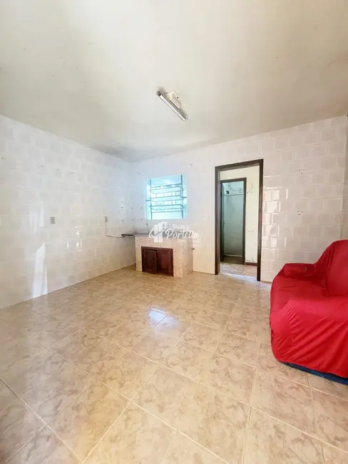 Foto 2 de Apartamento com 1 quarto para alugar, 40m2 em Juscelino Kubitschek, Santa Maria - RS