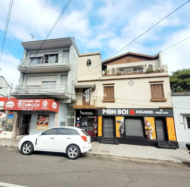 Foto 1 de Apartamento com 3 quartos para alugar, 89m2 em Itararé, Santa Maria - RS