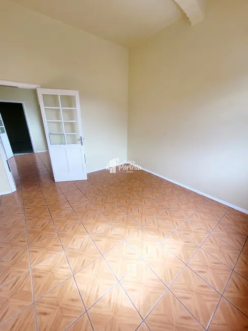 Foto 8 de Apartamento com 3 quartos para alugar, 89m2 em Itararé, Santa Maria - RS