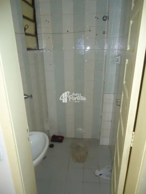Apartamento com 2 quartos para alugar, 83m2 em Centro, Santa Maria - RS - imagem 6 Foto 6 de Apartamento com 2 quartos para alugar, 83m2 em Centro, Santa Maria - RS