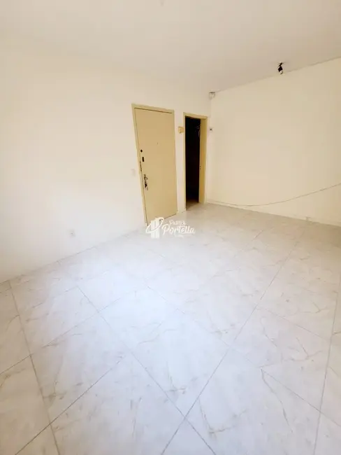 Apartamento com 2 quartos para alugar, 83m2 em Centro, Santa Maria - RS - imagem 5 Foto 5 de Apartamento com 2 quartos para alugar, 83m2 em Centro, Santa Maria - RS