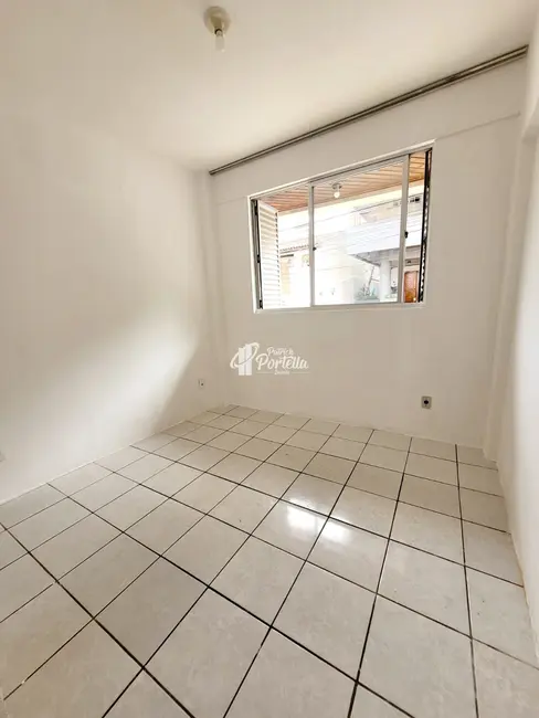 Foto 7 de Apartamento com 1 quarto para alugar, 34m2 em Centro, Santa Maria - RS