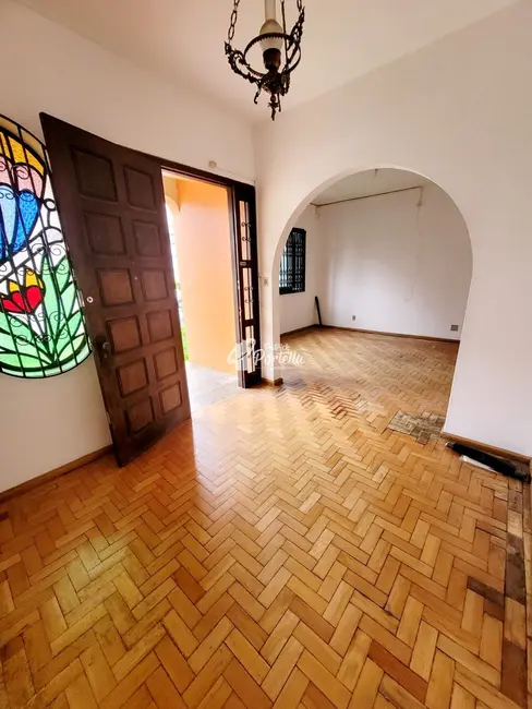 Foto 4 de Casa com 4 quartos para alugar, 225m2 em Nossa Senhora de Fátima, Santa Maria - RS