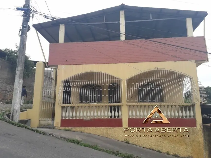 Foto 1 de Casa com 2 quartos à venda, 182m2 em Cachoeira do Vale, Timoteo - MG