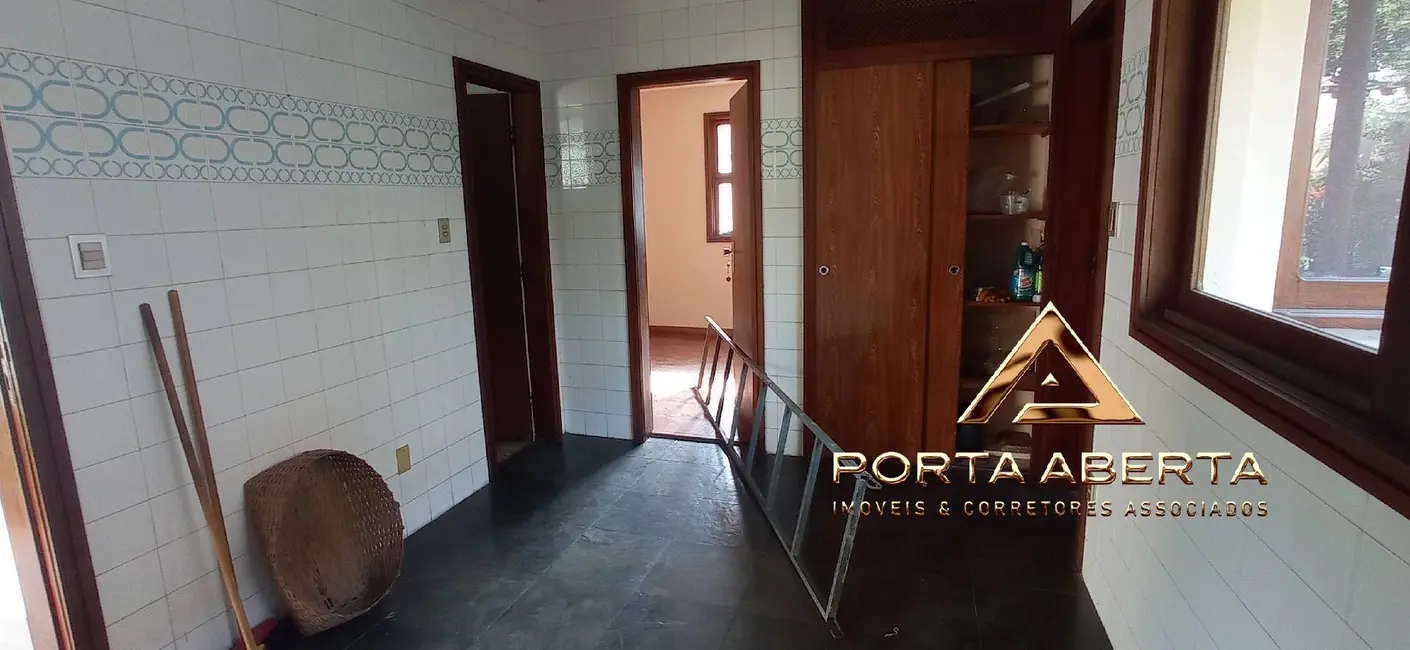 Casa com 6 quartos à venda, 294m2 em Santa Helena, Coronel Fabriciano - MG - imagem 8 Foto 8 de Casa com 6 quartos à venda, 294m2 em Santa Helena, Coronel Fabriciano - MG