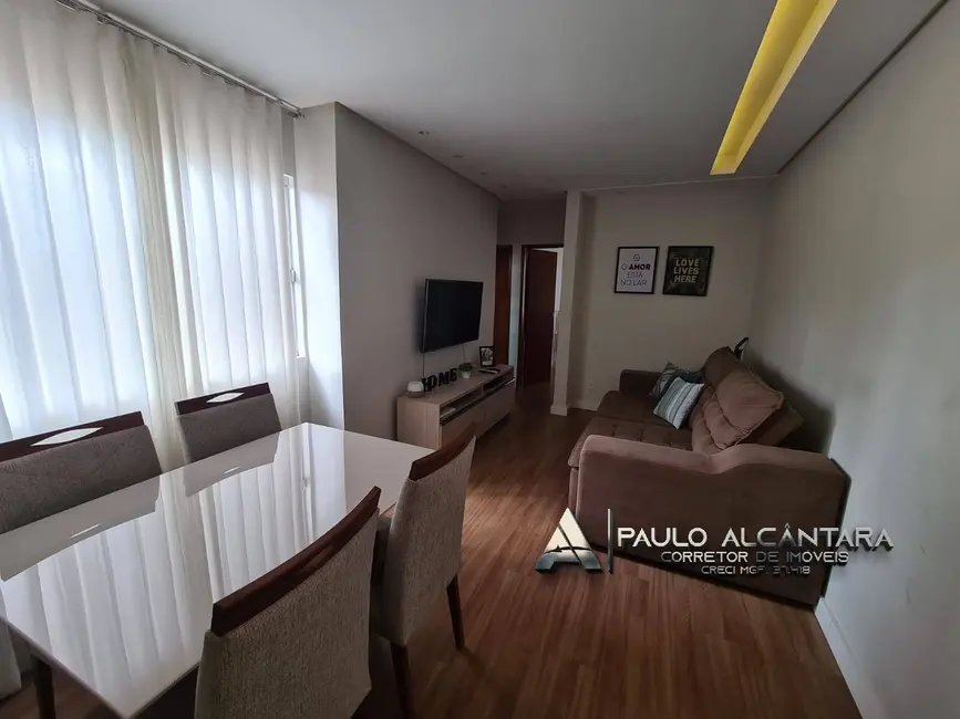 Foto 2 de Apartamento com 2 quartos à venda, 85m2 em Santa Terezinha II, Coronel Fabriciano - MG