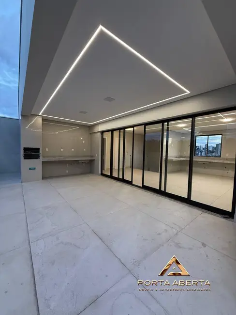 Foto 1 de Apartamento com 4 quartos à venda, 212m2 em Bom Retiro, Ipatinga - MG