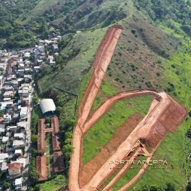 Foto 2 de Terreno / Lote à venda, 300m2 em Centro Sul, Timoteo - MG