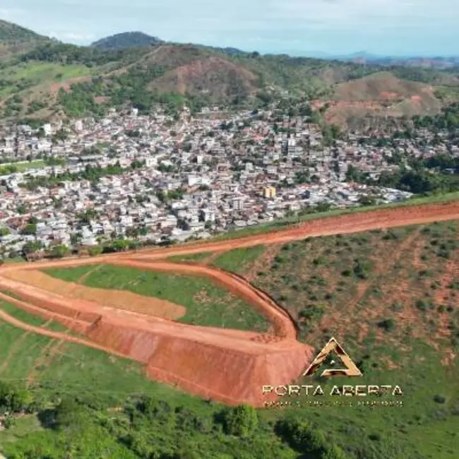 Foto 1 de Terreno / Lote à venda, 300m2 em Centro Sul, Timoteo - MG