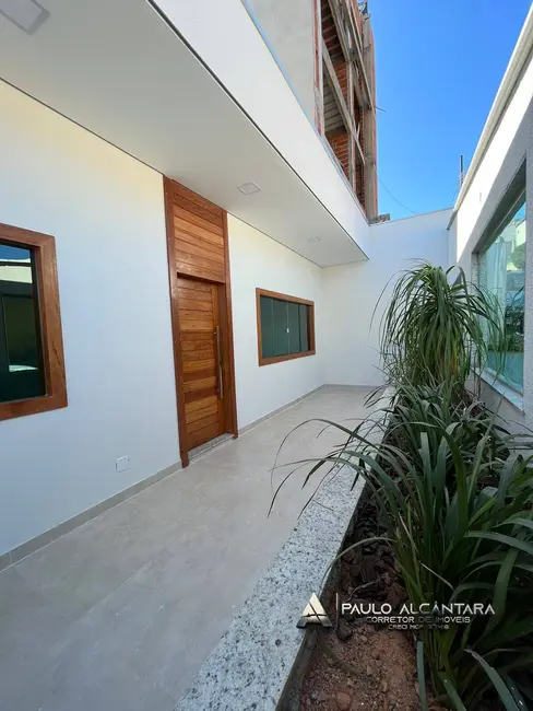 Foto 1 de Casa com 3 quartos à venda, 252m2 em Ideal, Ipatinga - MG