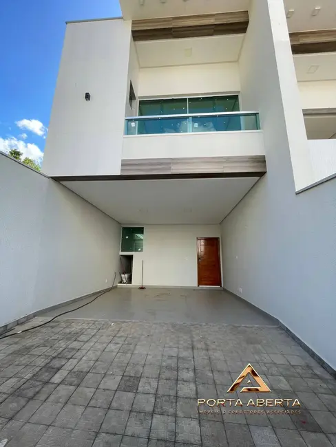 Foto 2 de Casa com 3 quartos à venda, 149m2 em Fontes, Ipatinga - MG