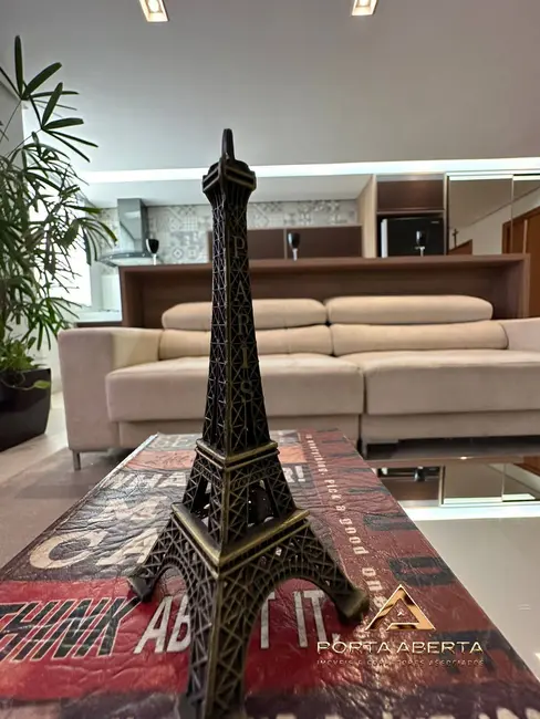 Foto 2 de Apartamento com 3 quartos à venda, 215m2 em Funcionários, Timoteo - MG