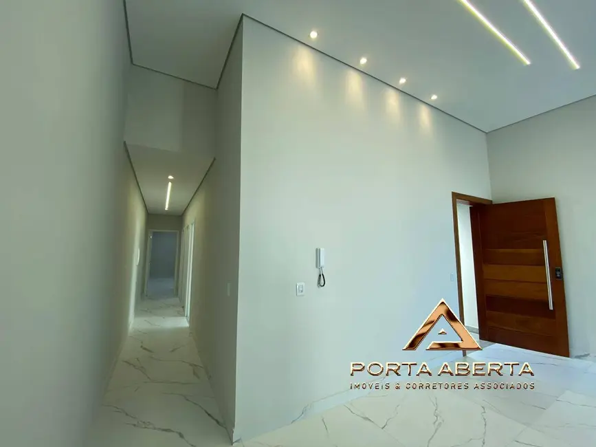 Casa com 3 quartos à venda, 210m2 em Jardim Panorama, Ipatinga - MG - imagem 8 Foto 8 de Casa com 3 quartos à venda, 210m2 em Jardim Panorama, Ipatinga - MG