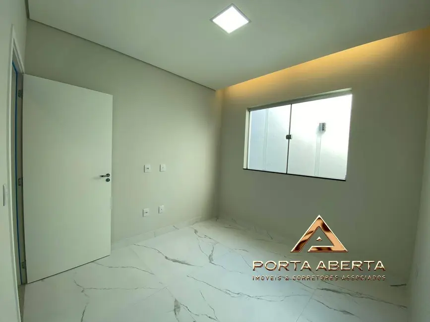 Casa com 3 quartos à venda, 210m2 em Jardim Panorama, Ipatinga - MG - imagem 9 Foto 9 de Casa com 3 quartos à venda, 210m2 em Jardim Panorama, Ipatinga - MG