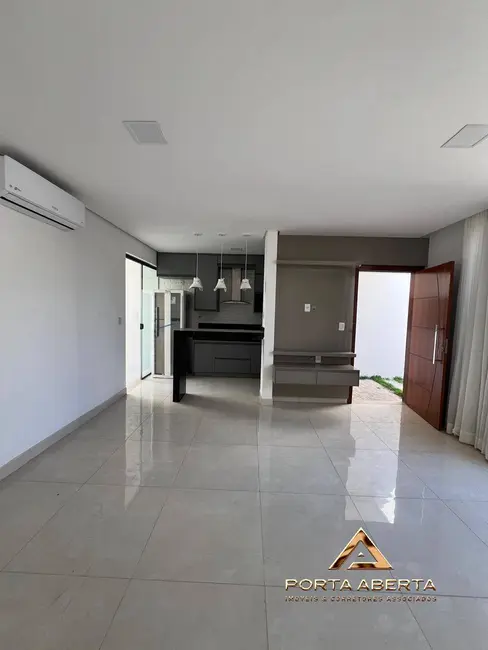 Foto 6 de Casa com 3 quartos à venda, 90m2 em Caratinga - MG