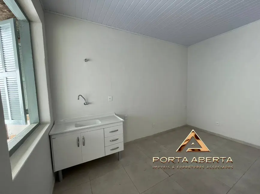 Casa com 2 quartos à venda, 110m2 em Horto, Ipatinga - MG - imagem 4 Foto 4 de Casa com 2 quartos à venda, 110m2 em Horto, Ipatinga - MG