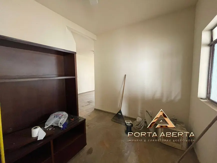 Casa com 4 quartos à venda, 400m2 em Giovanini, Coronel Fabriciano - MG - imagem 7 Foto 7 de Casa com 4 quartos à venda, 400m2 em Giovanini, Coronel Fabriciano - MG