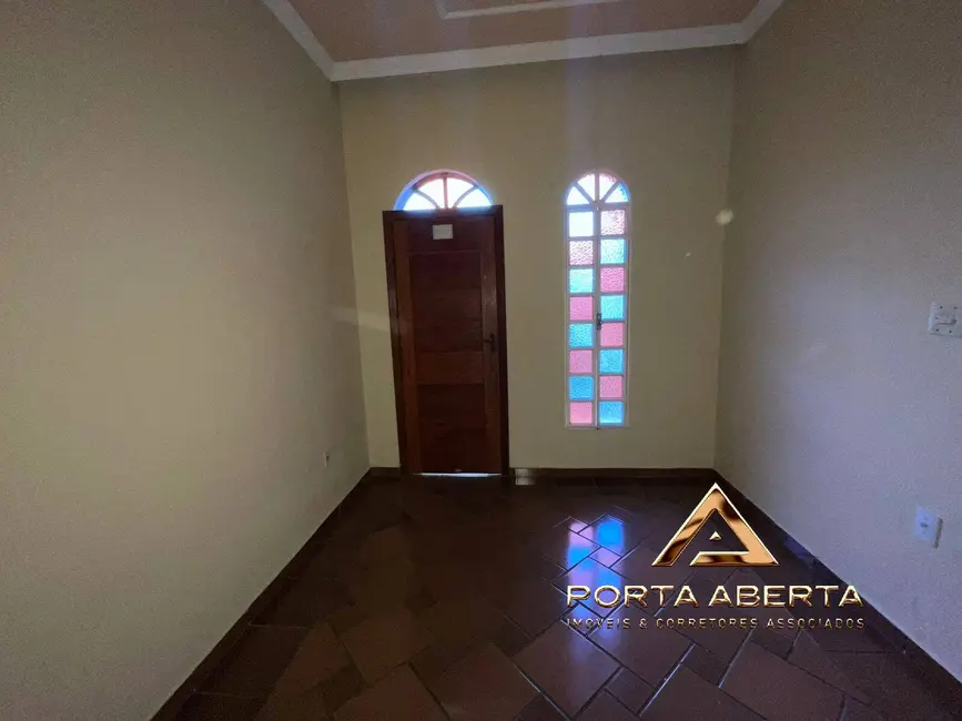 Foto 9 de Casa com 4 quartos à venda, 160m2 em Santa Cruz, Coronel Fabriciano - MG