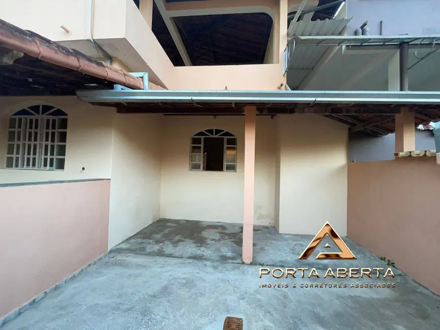 Foto 2 de Casa com 4 quartos à venda, 160m2 em Santa Cruz, Coronel Fabriciano - MG