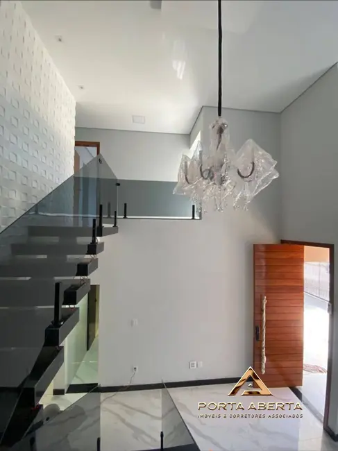 Casa com 3 quartos à venda, 220m2 em Tiradentes, Ipatinga - MG - imagem 3 Foto 3 de Casa com 3 quartos à venda, 220m2 em Tiradentes, Ipatinga - MG