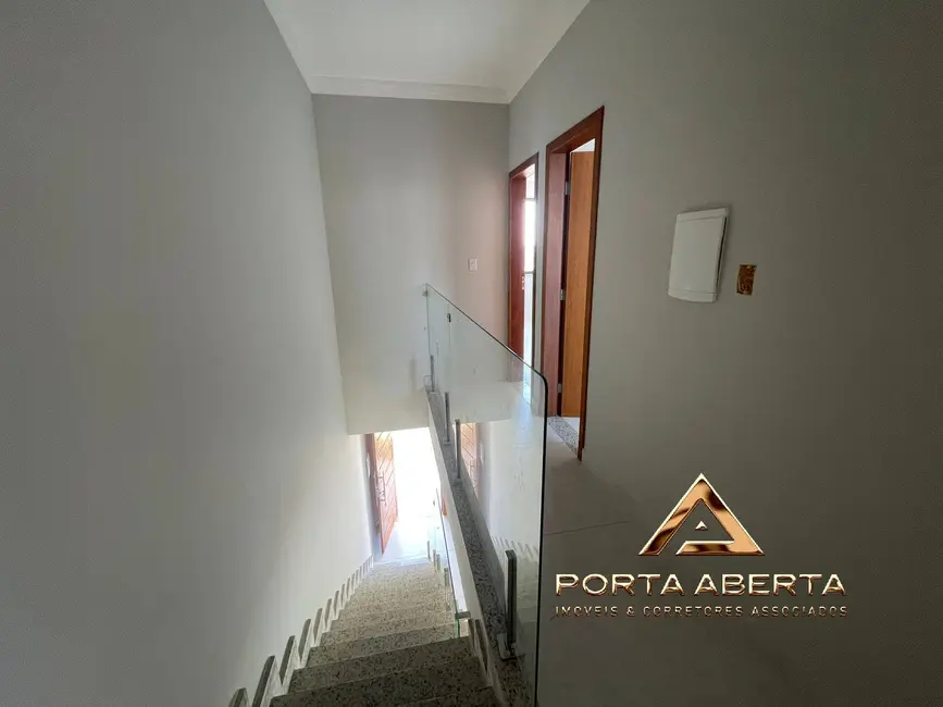 Casa com 3 quartos à venda, 150m2 em Santana Do Paraiso - MG - imagem 7 Foto 7 de Casa com 3 quartos à venda, 150m2 em Santana Do Paraiso - MG