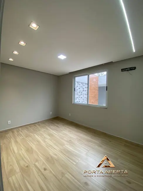 Casa com 3 quartos à venda, 300m2 em Bom Retiro, Ipatinga - MG - imagem 5 Foto 5 de Casa com 3 quartos à venda, 300m2 em Bom Retiro, Ipatinga - MG
