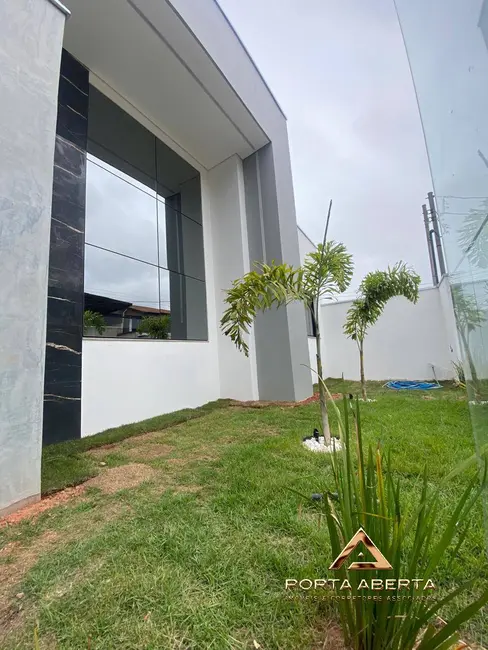 Foto 2 de Casa com 3 quartos à venda, 300m2 em Bom Retiro, Ipatinga - MG