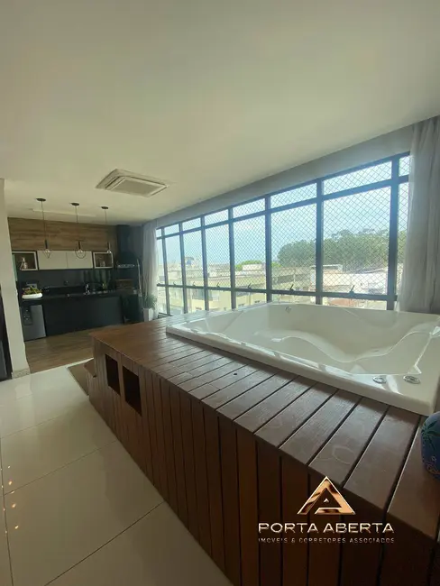 Cobertura com 4 quartos à venda, 220m2 em Iguaçu, Ipatinga - MG - imagem 4 Foto 4 de Cobertura com 4 quartos à venda, 220m2 em Iguaçu, Ipatinga - MG
