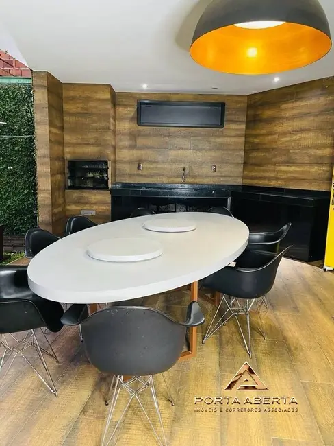 Casa com 4 quartos à venda, 200m2 em Bethânia, Ipatinga - MG - imagem 5 Foto 5 de Casa com 4 quartos à venda, 200m2 em Bethânia, Ipatinga - MG