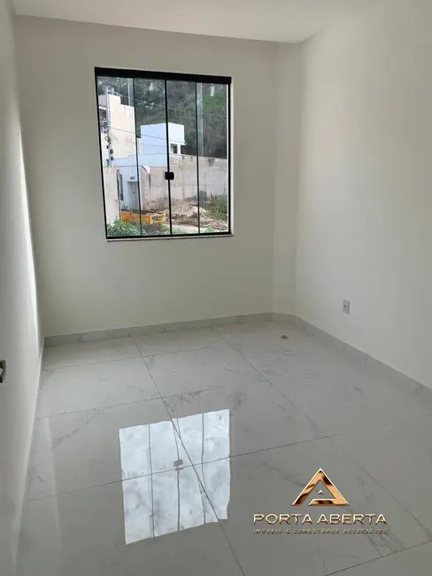 Casa com 3 quartos à venda, 150m2 em Santana Do Paraiso - MG - imagem 9 Foto 9 de Casa com 3 quartos à venda, 150m2 em Santana Do Paraiso - MG