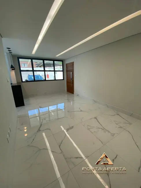 Foto 2 de Apartamento com 3 quartos à venda, 120m2 em Santana Do Paraiso - MG