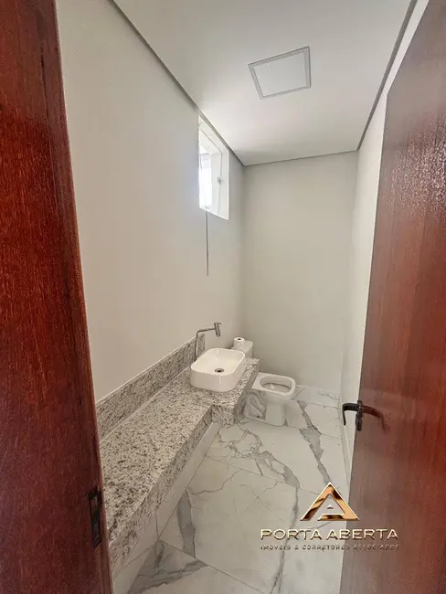 Casa com 3 quartos à venda, 120m2 em Recanto, Ipatinga - MG - imagem 3 Foto 3 de Casa com 3 quartos à venda, 120m2 em Recanto, Ipatinga - MG