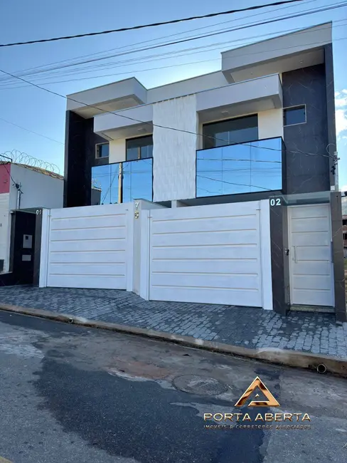Foto 1 de Casa com 3 quartos à venda, 150m2 em Vila Celeste, Ipatinga - MG