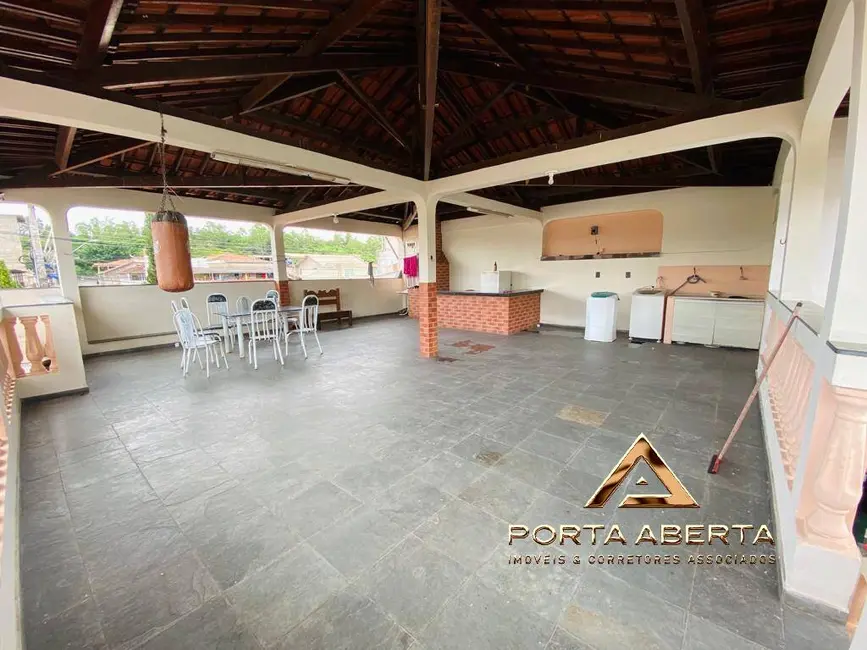 Casa com 3 quartos à venda, 220m2 em Vila Ipanema, Ipatinga - MG - imagem 8 Foto 8 de Casa com 3 quartos à venda, 220m2 em Vila Ipanema, Ipatinga - MG