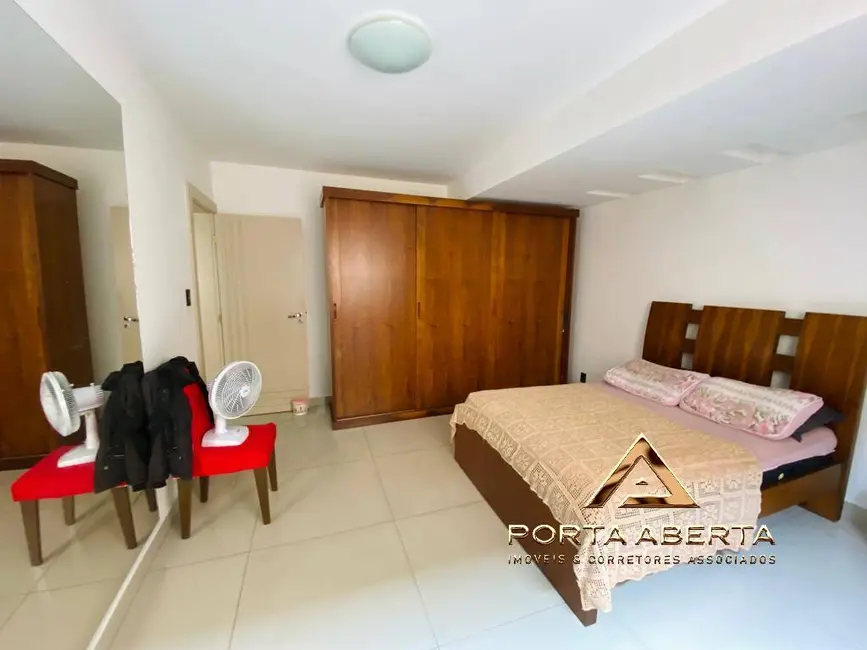 Casa com 3 quartos à venda, 220m2 em Vila Ipanema, Ipatinga - MG - imagem 3 Foto 3 de Casa com 3 quartos à venda, 220m2 em Vila Ipanema, Ipatinga - MG