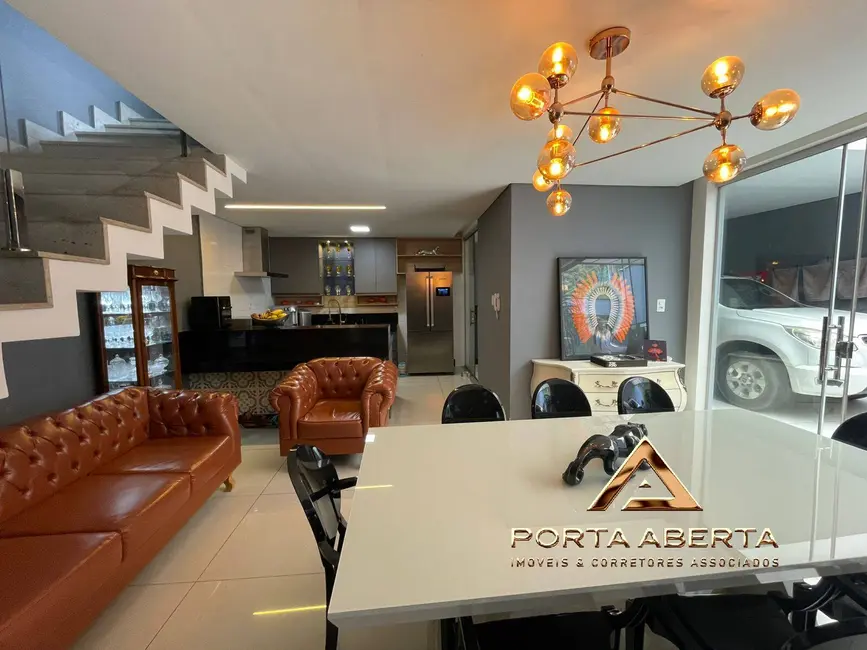 Foto 1 de Casa com 3 quartos à venda, 144m2 em Giovanini, Coronel Fabriciano - MG