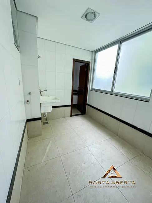 Foto 5 de Apartamento com 4 quartos à venda, 198m2 em Belvedere, Coronel Fabriciano - MG