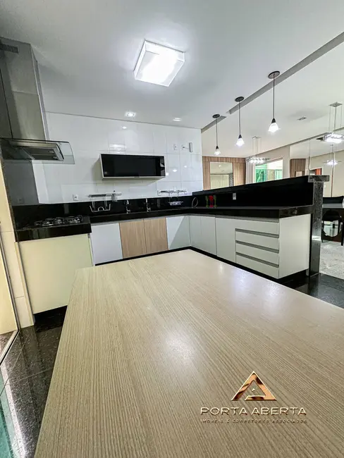 Casa com 3 quartos à venda, 360m2 em Cidade Nobre, Ipatinga - MG - imagem 3 Foto 3 de Casa com 3 quartos à venda, 360m2 em Cidade Nobre, Ipatinga - MG