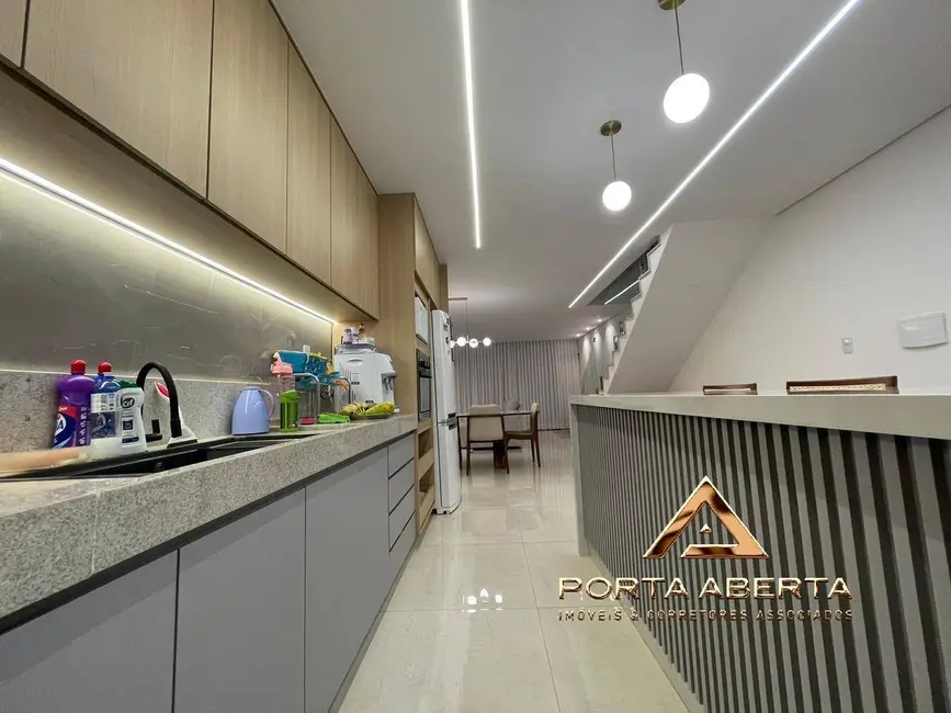 Foto 3 de Casa com 4 quartos à venda, 170m2 em Belvedere, Coronel Fabriciano - MG