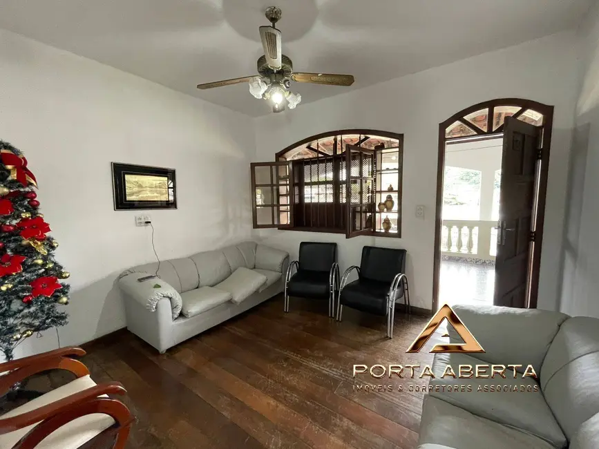 Casa com 3 quartos à venda em Veneza, Ipatinga - MG - imagem 6 Foto 6 de Casa com 3 quartos à venda em Veneza, Ipatinga - MG