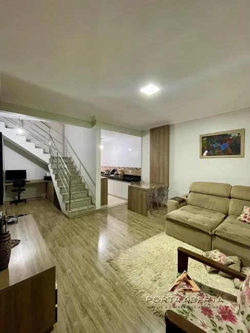Cobertura com 3 quartos à venda, 175m2 em Santana Do Paraiso - MG - imagem 8 Foto 8 de Cobertura com 3 quartos à venda, 175m2 em Santana Do Paraiso - MG