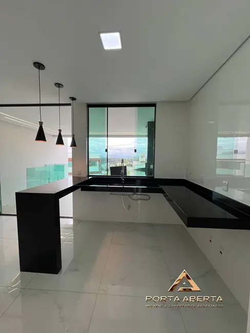 Casa com 3 quartos à venda, 165m2 em Santana Do Paraiso - MG - imagem 5 Foto 5 de Casa com 3 quartos à venda, 165m2 em Santana Do Paraiso - MG