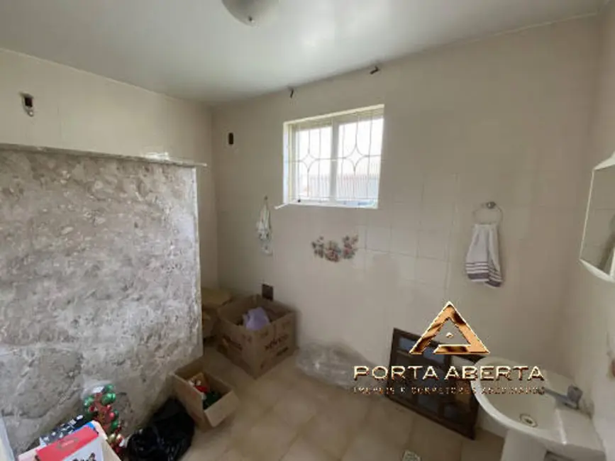 Casa com 4 quartos à venda, 284m2 em Amaro Lanari, Coronel Fabriciano - MG - imagem 8 Foto 8 de Casa com 4 quartos à venda, 284m2 em Amaro Lanari, Coronel Fabriciano - MG