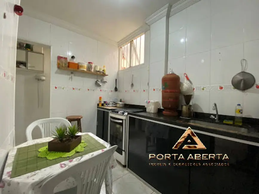 Foto 2 de Apartamento com 2 quartos à venda, 52m2 em Iguaçu, Ipatinga - MG